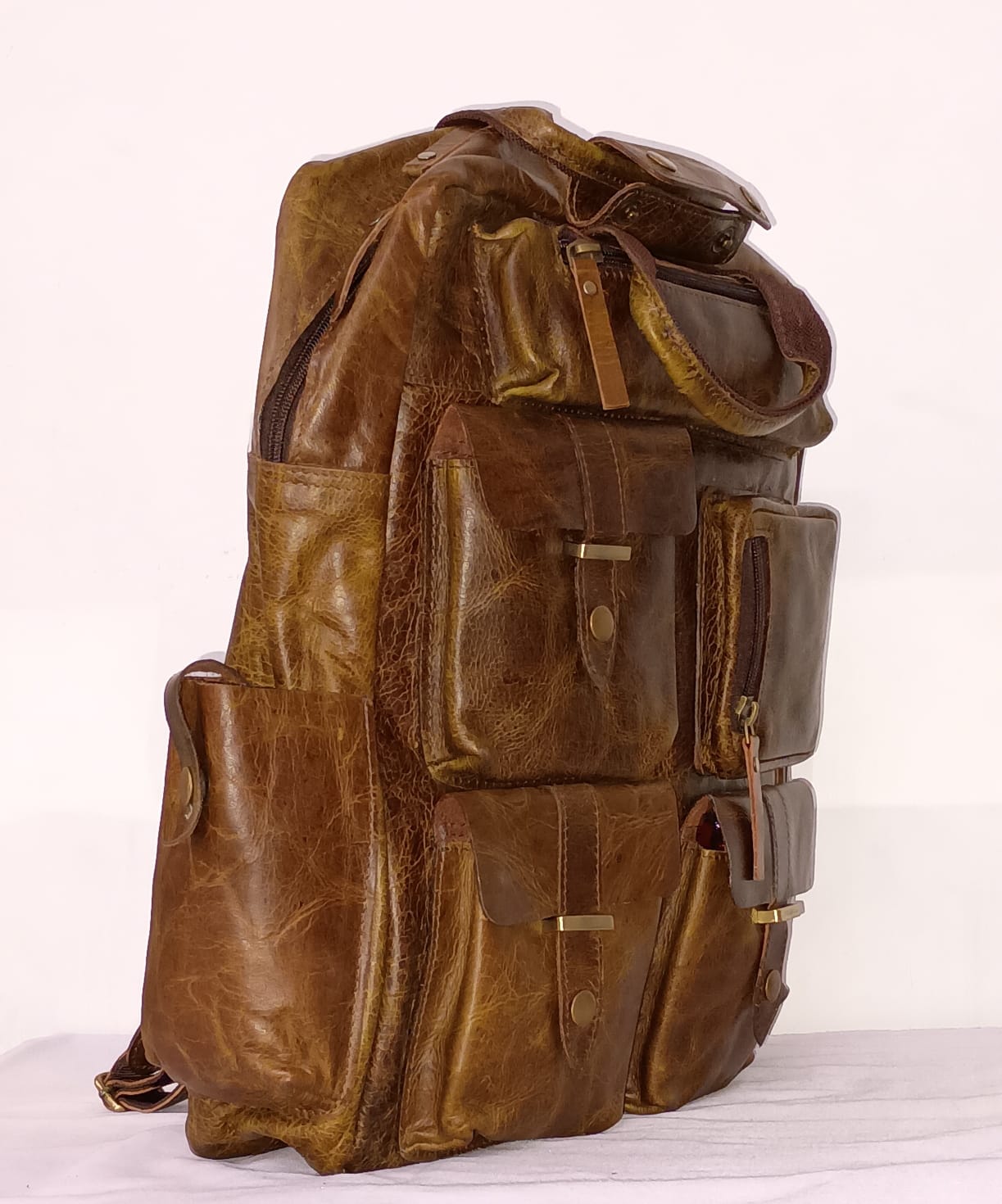 Pittu 7 pocket Travelers bag - View 2